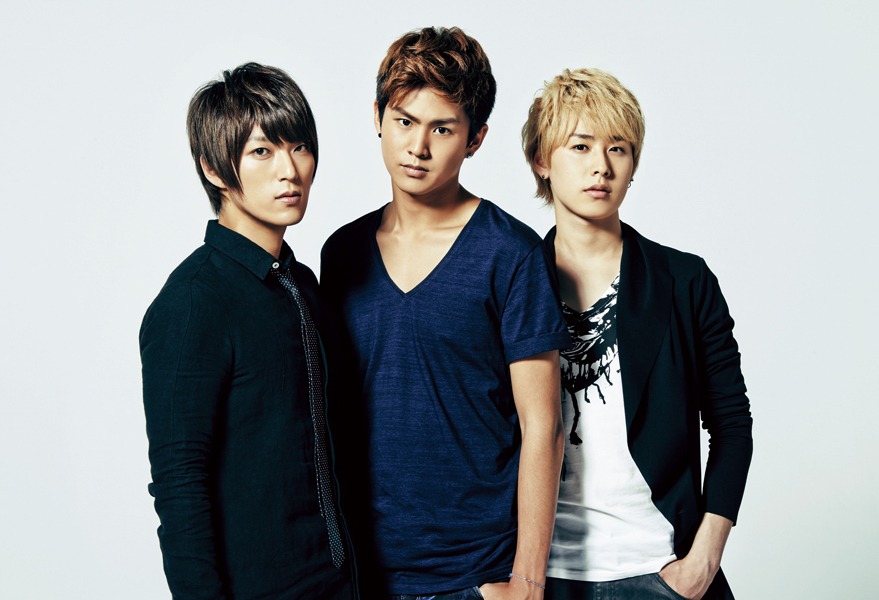 CODE-V。写真左がソル。