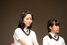 左から白井沙樹、大賀咲希。