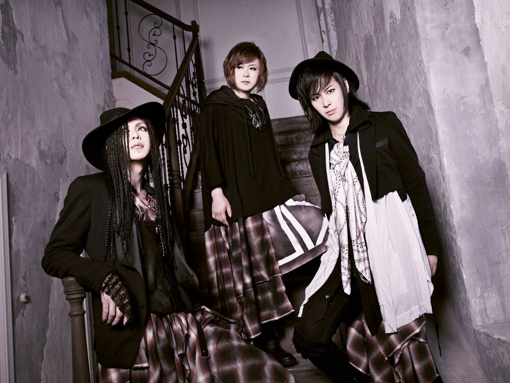 PENICILLIN新作で百恵、薬師丸、明菜歌う