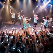 ゆるめるモ!あの生誕祭でスーツ燃やせと号泣