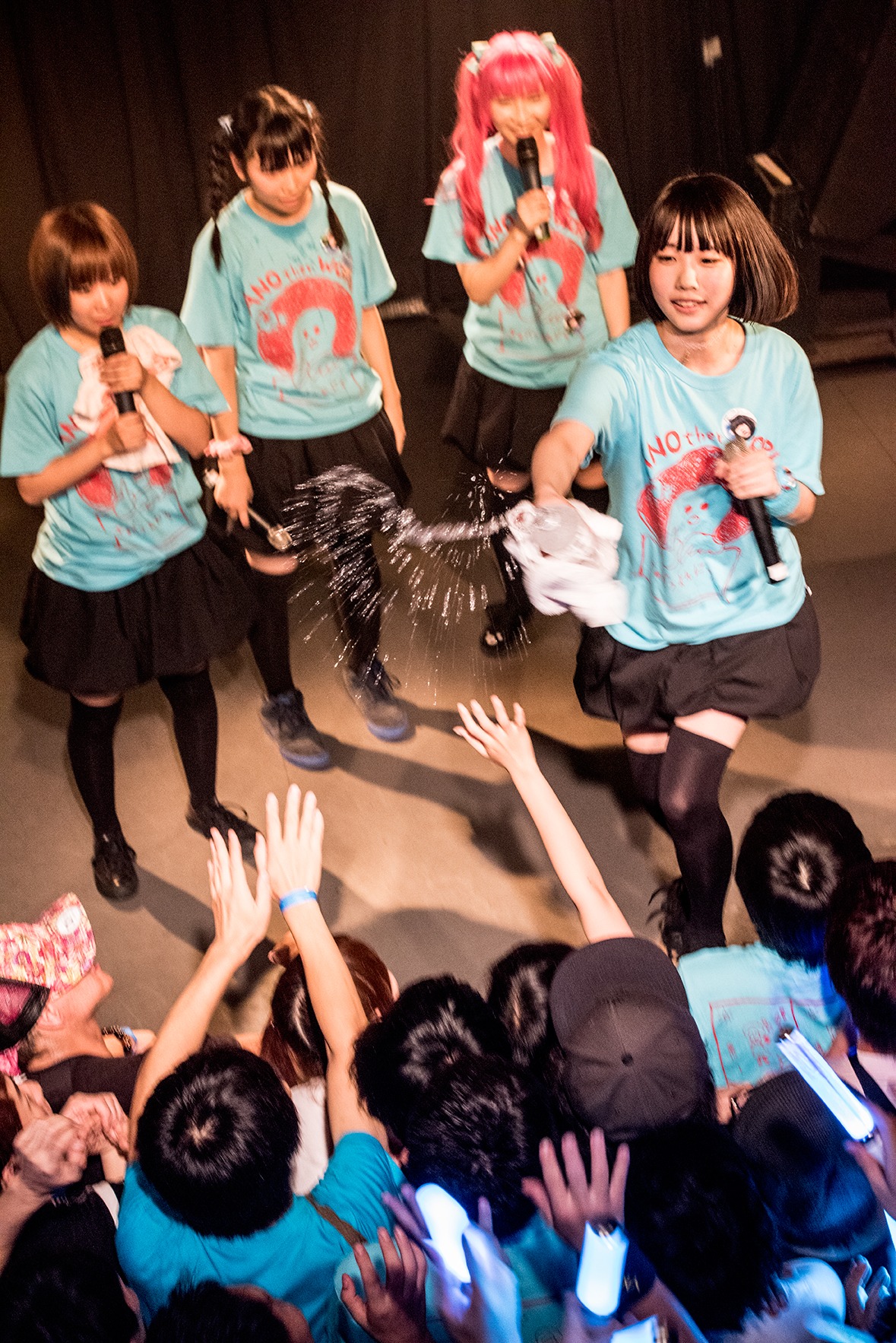 客に水をかけるあの。（Photo by Keita Katsumata / Sketches of Design）