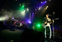 ストレイテナー。写真は9月7日に東京・TSUTAYA O-EASTで実施された「カオスの百年 Vol.10」1日目の様子。（撮影：橋本塁）