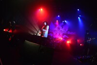 9mm Parabellum Bullet。写真は9月8日に東京・TSUTAYA O-EASTで実施された「カオスの百年 Vol.10」2日目の様子。 （撮影：橋本塁[SOUND SHOOTER]）