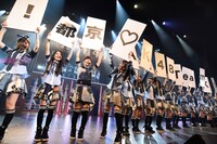 「AKB48全国ツアー2014『あなたがいてくれるから～残り27都道府県で会いましょう～』」京都・宇治市文化センターの様子。（c）AKS