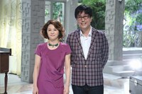 「COBALT HOUR」を披露したNOKKOと松任谷正隆。 (c)フジテレビ