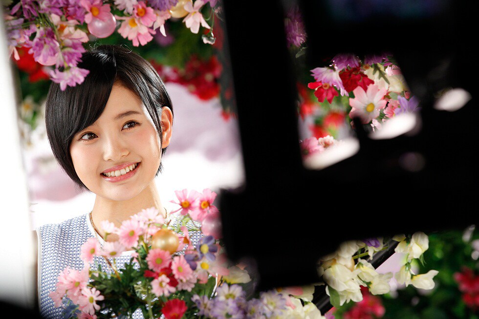 「控えめI love you！」ビデオクリップ撮影時の様子。(c)AKS