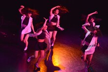 「東京女子流 HARDBOILED NIGHT 第3夜『Devil in a Blue Dress 青いドレスの女』」の様子。