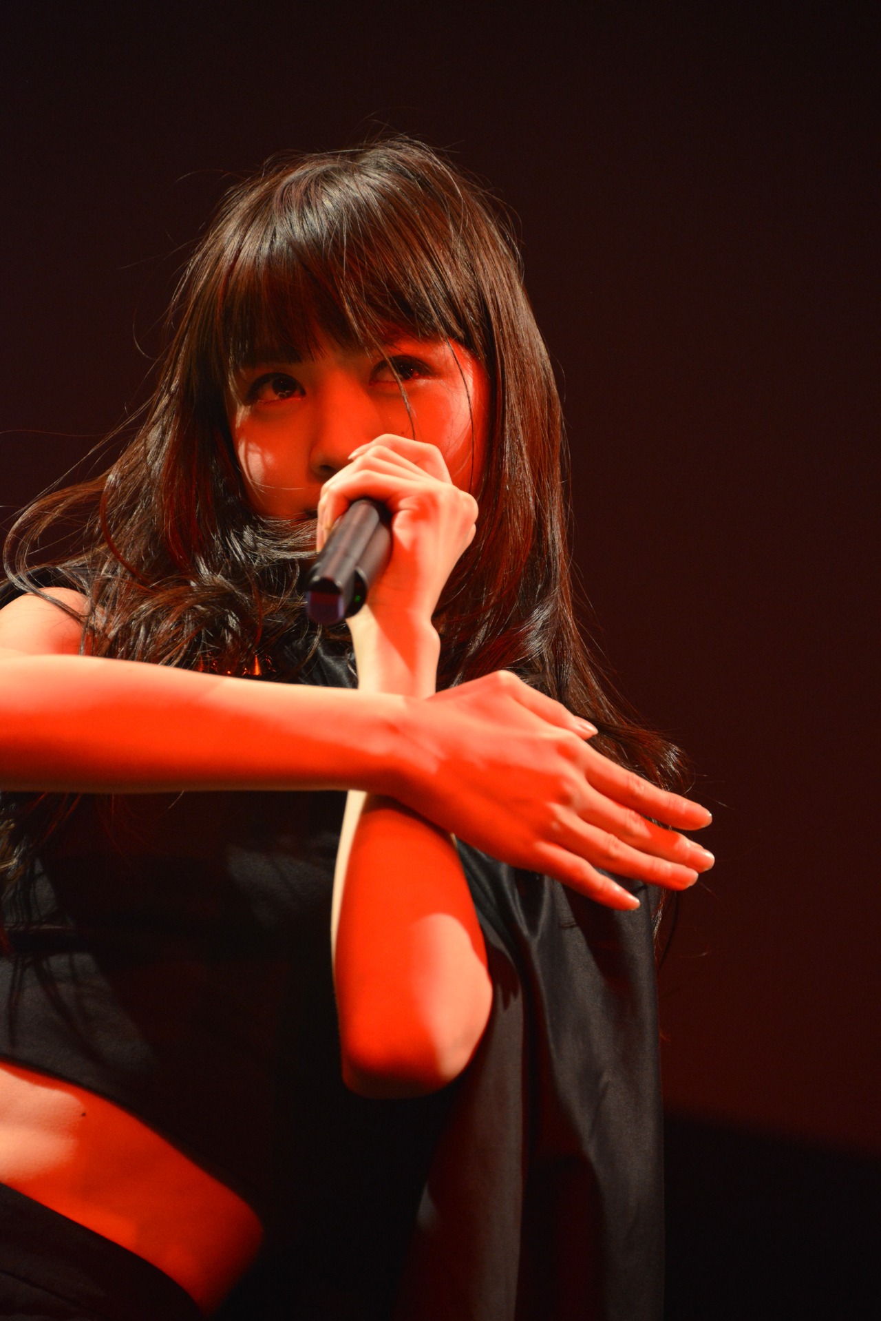 新井ひとみ