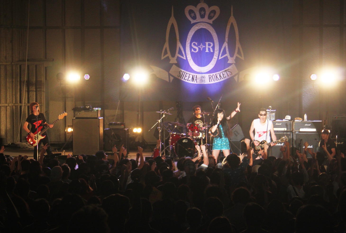 SHEENA & THE ROKKETS（撮影：積紫乃）