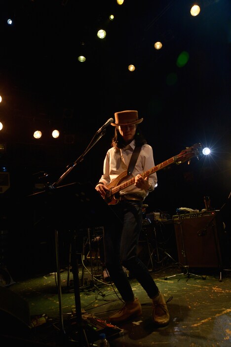 Curly Giraffe(撮影:前原猛)