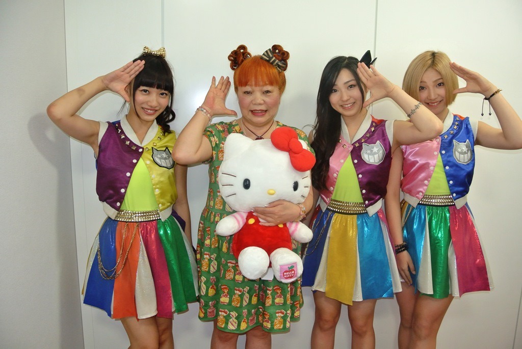 インタビュー企画に出演した山口裕子、Cheeky Parade。