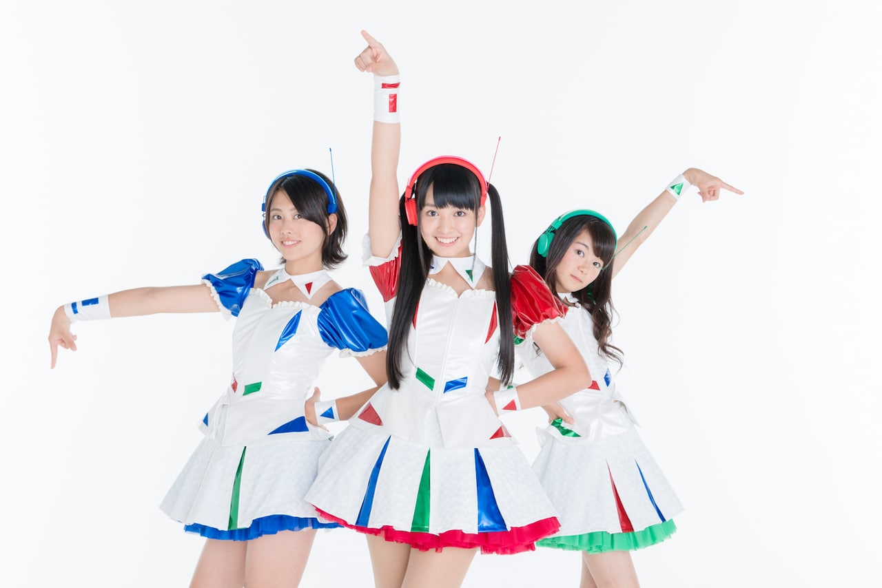 テクノ女子3人組Cupitron、初のCDシングル