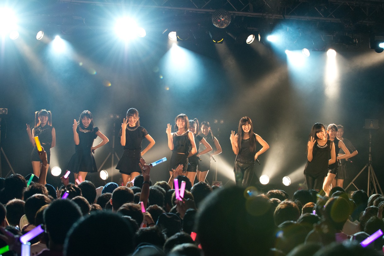 「GEM Live Mixture2014 初ワンマン!! ～夢に輝け！Go for it★～」第1部の様子。