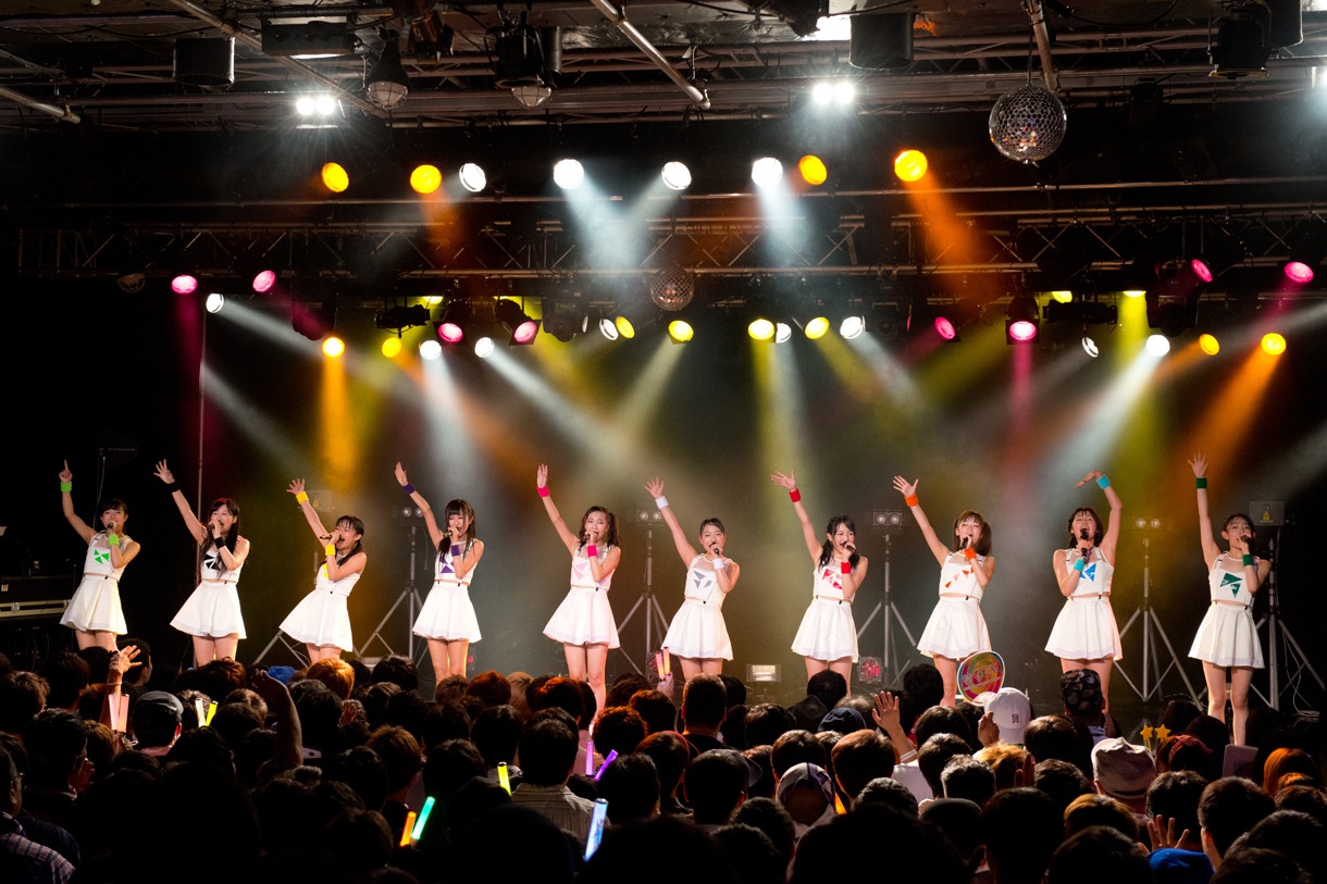 「GEM Live Mixture2014 初ワンマン!! ～夢に輝け！Go for it★～」第2部の様子。
