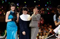 38thシングルの選抜メンバーに選ばれた入山杏奈、川栄李奈、武藤十夢。 (c)AKS