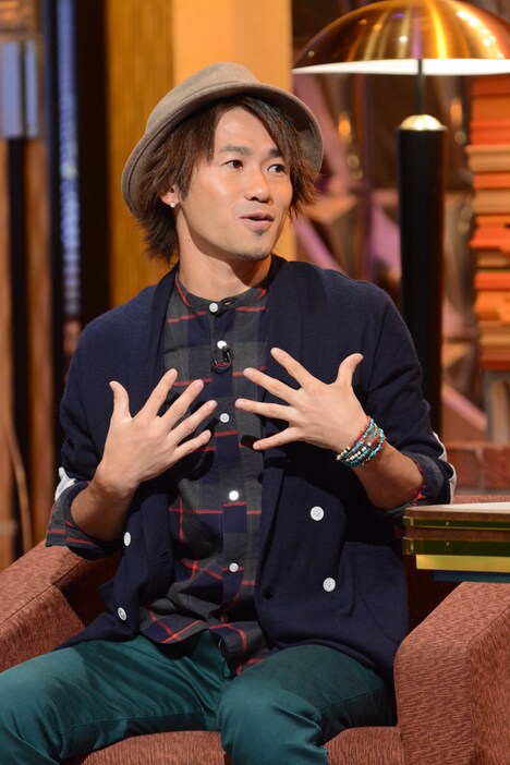 ナオト・インティライミのスタジオトークの様子。 (c)日本テレビ
