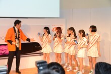 松岡修造とでんぱ組.inc。