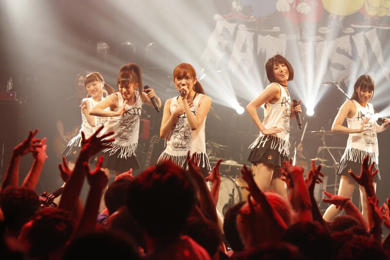 「HimeKyun "Idoroll" Tour 2014 ～NO SWEET WITHOUT SWEAT!!～」東京・TSUTAYA-O-EAST公演の模様。（撮影：板橋淳一）