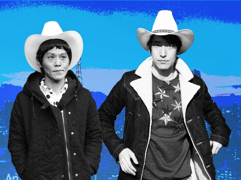 ホフディラン。右が小宮山雄飛。