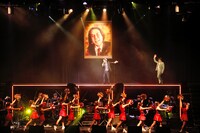 オープニングメドレーの様子。