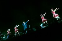 清 竜人25「古今一堂！NIPPON NIGHT 平安神宮奉納ライブ2014」の様子。