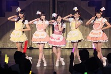 HKT48「HKT48全国ツアー～全国統一終わっとらんけん～」石川・本多の森ホール公演の様子。(c)AKS