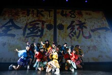 HKT48「HKT48全国ツアー～全国統一終わっとらんけん～」石川・本多の森ホール公演の様子。(c)AKS
