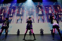 HKT48「HKT48全国ツアー～全国統一終わっとらんけん～」石川・本多の森ホール公演の様子。(c)AKS