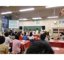 赤い公園「『猛烈リトミック』試聴会～山派？川派？～」の様子。