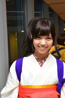 今週の人気画像9位は「乃木坂46、袴姿でファンと“大かるた大会”」より、西野七瀬。