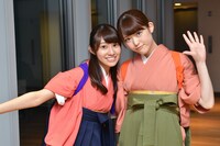 左から桜井玲香、松村沙友理。
