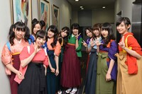今週の人気画像8位は「乃木坂46、袴姿でファンと“大かるた大会”」より、乃木坂46。