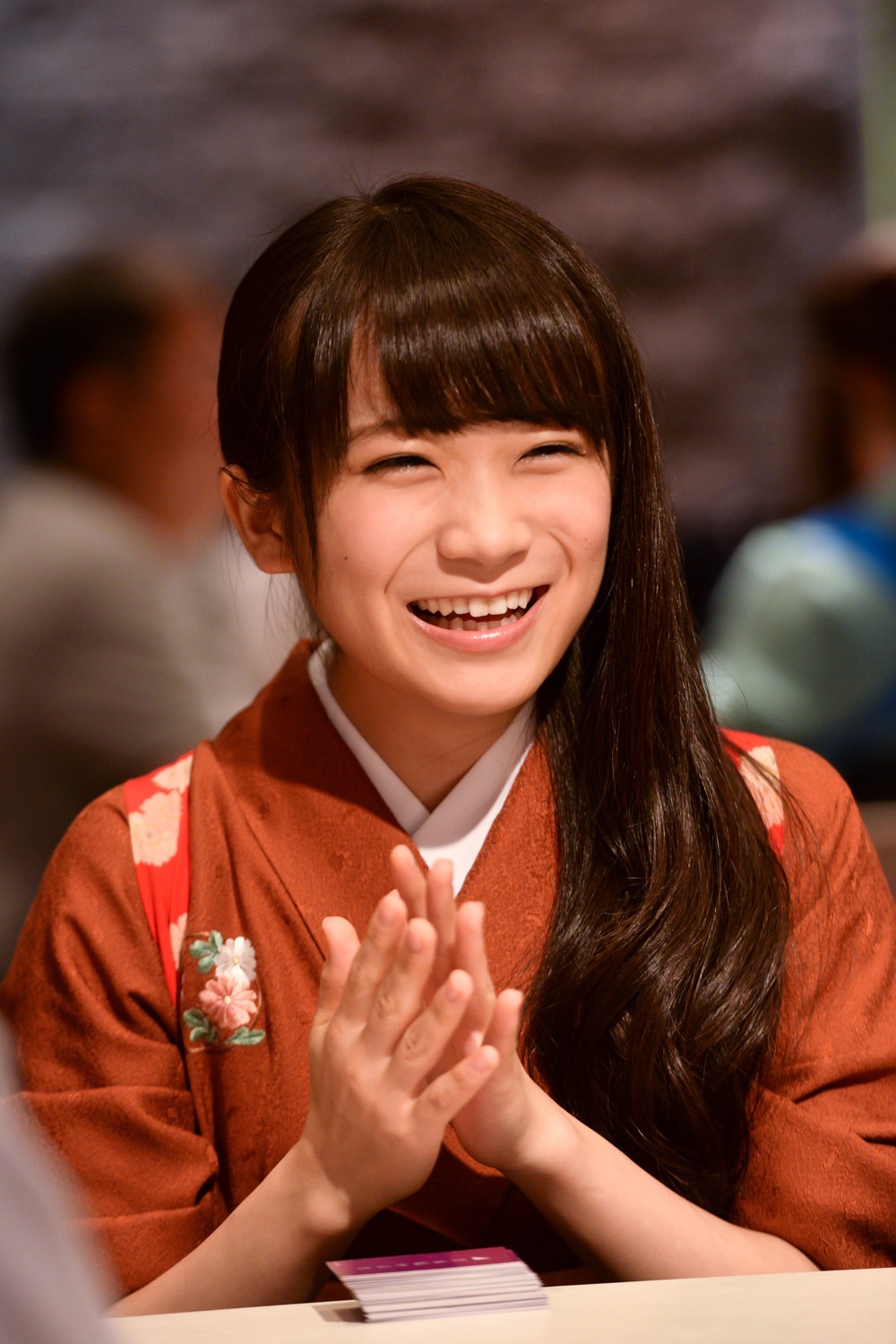 秋元真夏