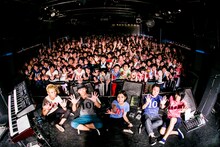 「植田真梨恵LIVE TOUR 2014 UTAUTAU vol.1」の様子。