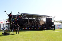 「カムバック・サーモン2014 "男の遡上フェスティバル"」会場の様子。