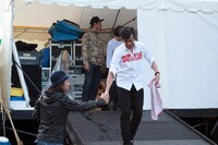 「カムバック・サーモン2014 "男の遡上フェスティバル"」バックヤードの様子。