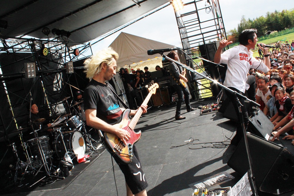 怒髪天「カムバック・サーモン2014 "男の遡上フェスティバル"」の様子。