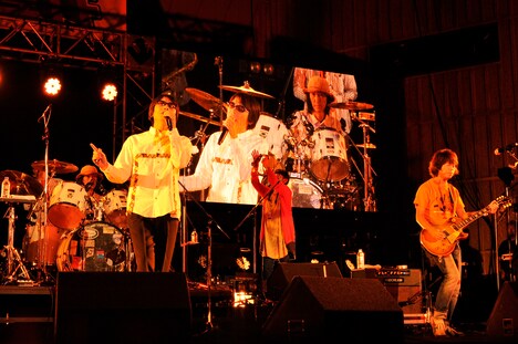 真心ブラザーズ（撮影：三浦憲治＆TEAM LIGHTSOME）