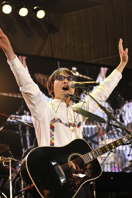 YO-KING（撮影：三浦憲治＆TEAM LIGHTSOME）