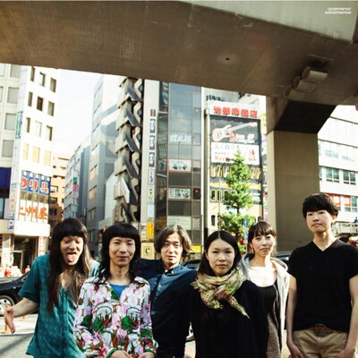 オシリペンペンズ / にせんねんもんだい「オシリペンペンズ×にせんねんもんだい」ジャケット