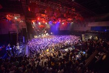 「N'夙川BOYS presents ロックンロール三国志？っと！ II ～黄巾ゾックゾクの乱～」の様子。（撮影：後藤壮太郎）