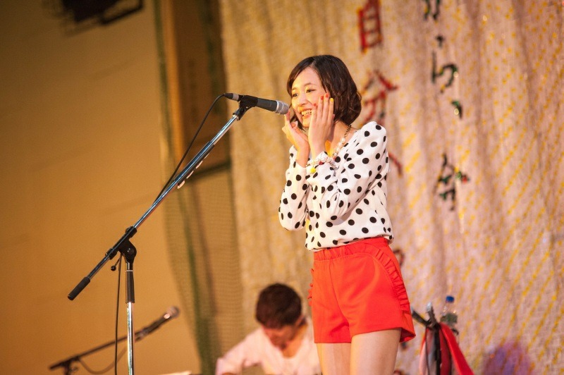 大原櫻子。写真は9月26日に愛知・安城学園高等学校の学園祭ライブの様子。