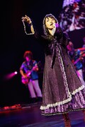 水樹奈々「NANA MIZUKI LIVE FLIGHT 2014＋」シンガポール公演の様子。（撮影：上飯坂一）
