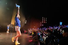 水樹奈々「NANA MIZUKI LIVE FLIGHT 2014＋」シンガポール公演の様子。（撮影：上飯坂一）