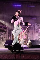 石井秀仁（Vo, G）