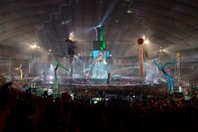 「EXILE TRIBE PERFECT YEAR LIVE TOUR TOWER OF WISH 2014 ～THE REVOLUTION～」東京ドーム公演の様子。