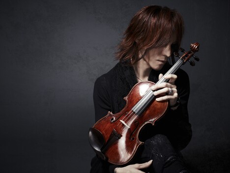 SUGIZO