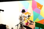 吉田山田「555ツアー～福岡クレイジーワンダーランド～」の様子。