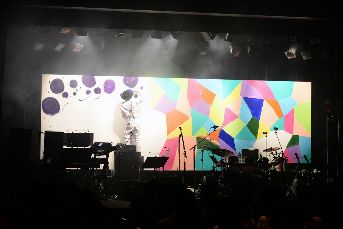吉田山田「555ツアー～福岡クレイジーワンダーランド～」の様子。