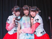 じゅじゅとリナチックステイト。（Photo by HORI）